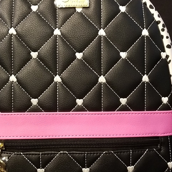 🎒Betsey backpack - Picture 2 of 5